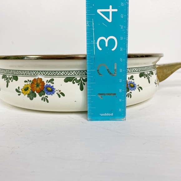 Vintage Enamelware Floral Frying Pan Brass Handle 10" - Picture 15 of 16